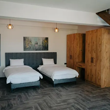 公寓式酒店 Loft 3*