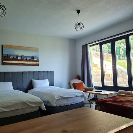 Loft Apartahotel 3*
